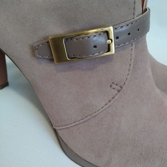 Franco Sarto Serene Tan Leather Suede Stiletto Heel Ankle Booties Women's Size 8 - Picture 12 of 14